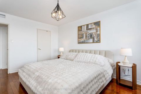 Photo 27 at 602 - 20 Avoca Avenue, Moore Park, Toronto