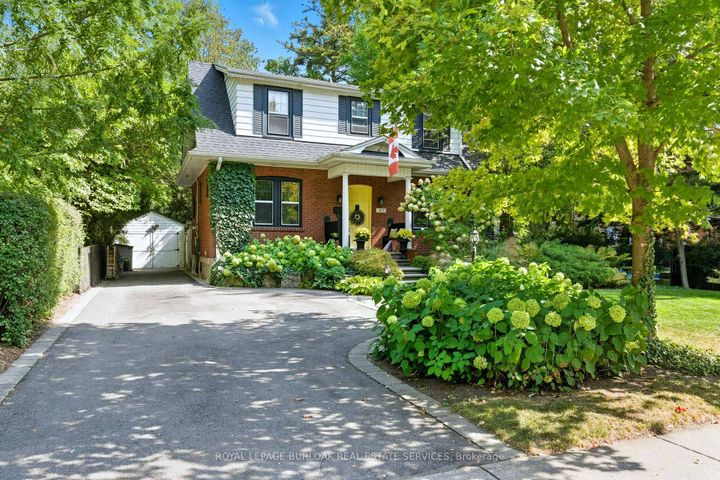 Photo 2 at 263 Hart Avenue, Roseland, Burlington