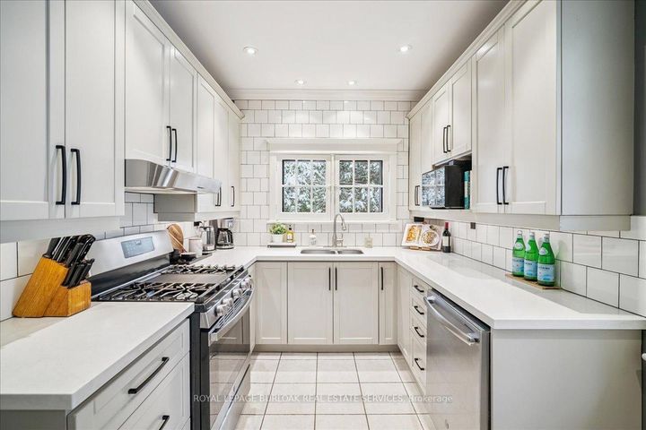 Photo 12 at 263 Hart Avenue, Roseland, Burlington