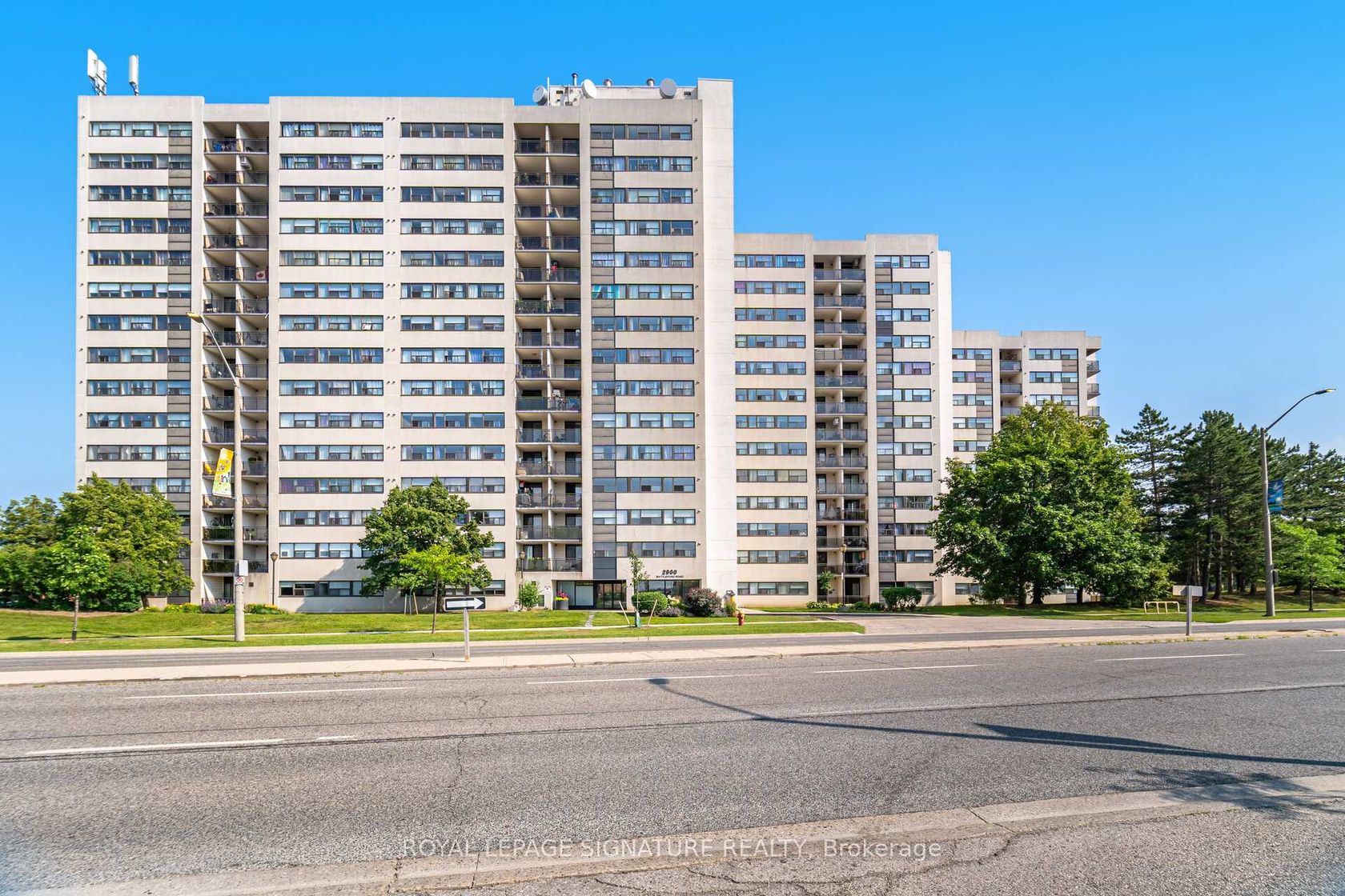 214 - 2900 Battleford Road, Meadowvale, Mississauga 