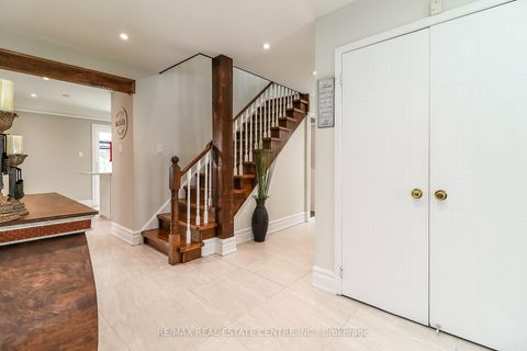 Photo 7 at 39 Cardinal Street, Cundles East, Barrie