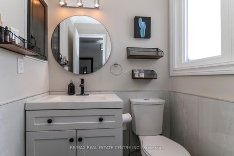 Photo 28 at 39 Cardinal Street, Cundles East, Barrie