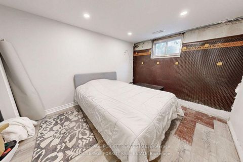 Photo 16 at 217 Alderbrae Avenue, Alderwood, Toronto