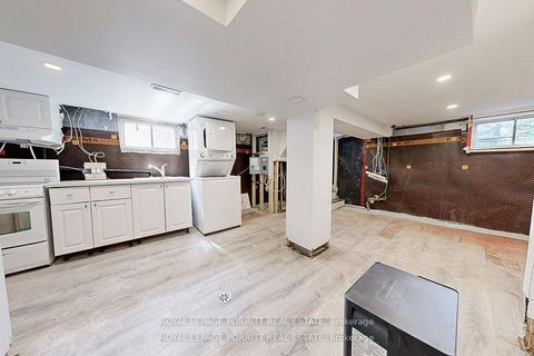 Photo 19 at 217 Alderbrae Avenue, Alderwood, Toronto