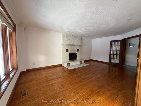 Photo 4 at 79 Elizabeth Street, McLaughlin, Oshawa