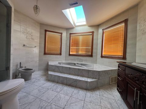 Photo 13 at 79 Elizabeth Street, McLaughlin, Oshawa