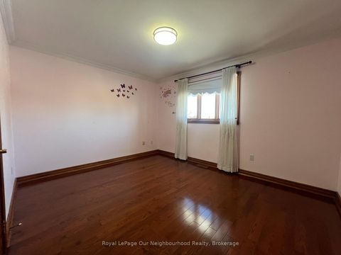 Photo 17 at 79 Elizabeth Street, McLaughlin, Oshawa