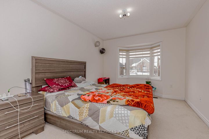 Photo 16 at 75 Elmcrest Drive, Credit Valley, Brampton