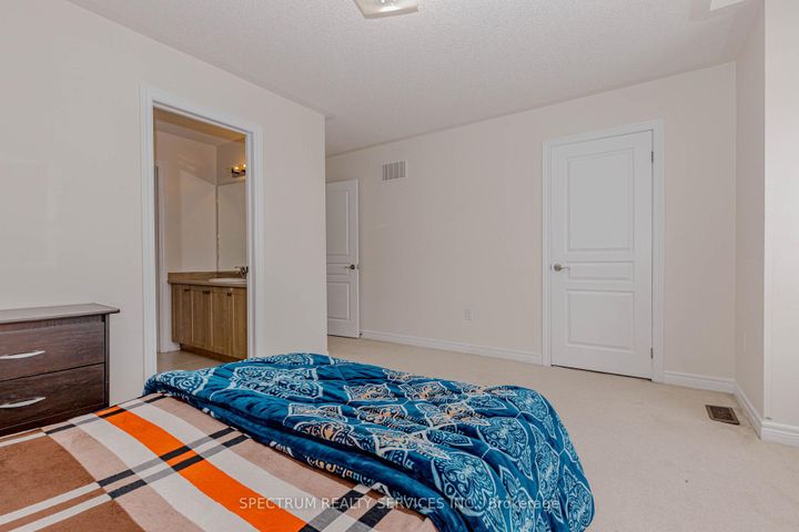 Photo 19 at 75 Elmcrest Drive, Credit Valley, Brampton