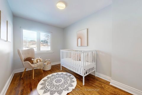 Photo 17 at 26 Balaby Crescent, Don Mills, Toronto
