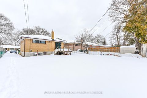 Photo 7 at 55 Watercliffe Road, Kipling, Toronto