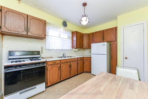 Photo 20 at 55 Watercliffe Road, Kipling, Toronto