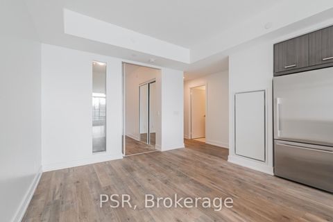 Photo 5 at 317 - 170 Chiltern Hill Road, Cedarvale, Toronto