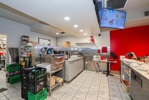 Photo 21 at 4918 Yonge Street, Westgate, Toronto