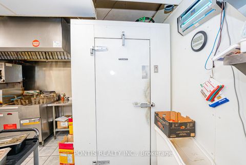 Photo 28 at 4918 Yonge Street, Westgate, Toronto