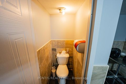 Photo 33 at 4918 Yonge Street, Westgate, Toronto