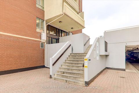 Photo 4 at 816 - 1 Massey Square, Crescent Town, Toronto