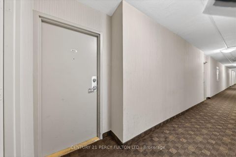 Photo 8 at 816 - 1 Massey Square, Crescent Town, Toronto