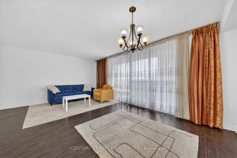 Photo 17 at 816 - 1 Massey Square, Crescent Town, Toronto