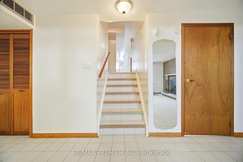 Photo 24 at 10 Sharpecroft Boulevard, York University Heights, Toronto