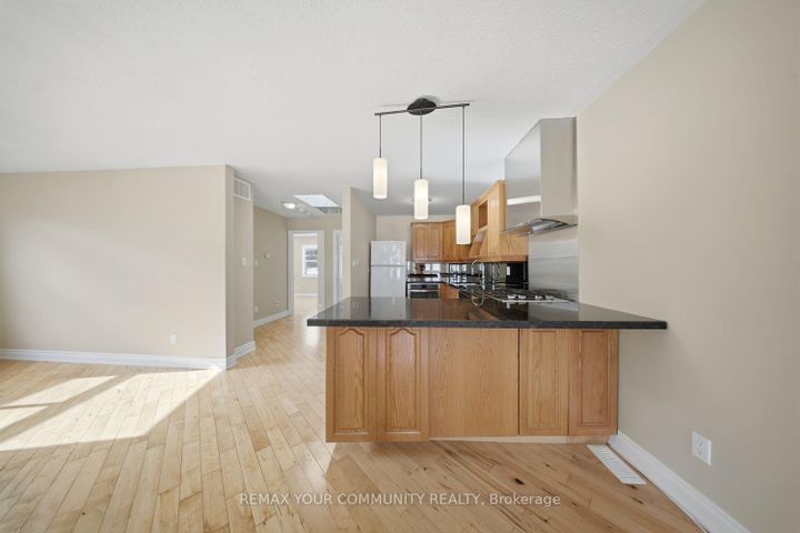 Photo 10 at 1500 Paddington Court, Palmer, Burlington