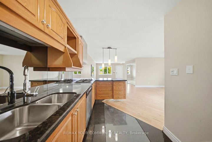 Photo 14 at 1500 Paddington Court, Palmer, Burlington