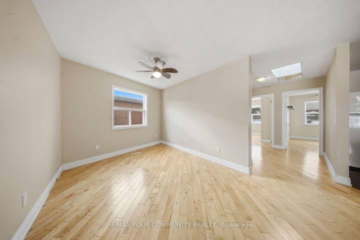 Photo 16 at 1500 Paddington Court, Palmer, Burlington