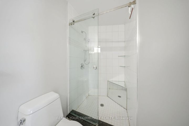 Photo 26 at 1500 Paddington Court, Palmer, Burlington