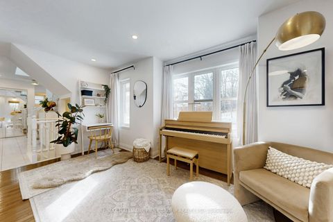 Photo 5 at 143 Hainford Street, West Hill, Toronto