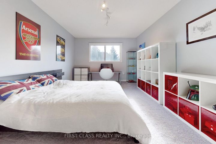 Photo 23 at 7 Kenpark Avenue, Snelgrove, Brampton