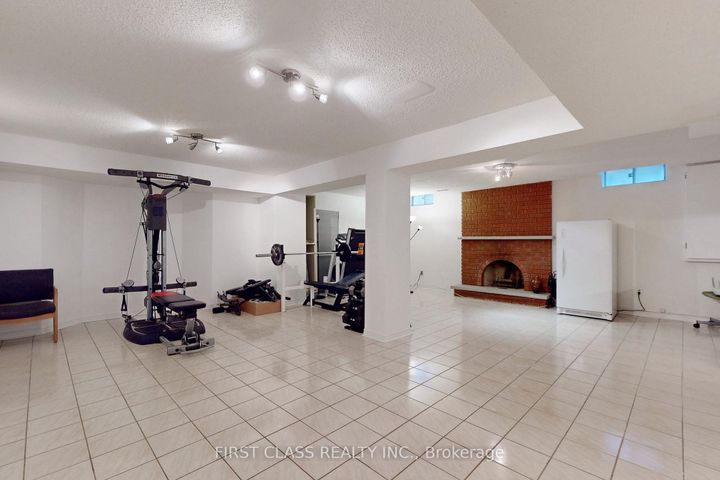 Photo 34 at 7 Kenpark Avenue, Snelgrove, Brampton