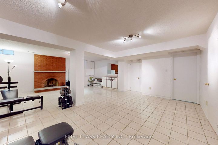 Photo 35 at 7 Kenpark Avenue, Snelgrove, Brampton