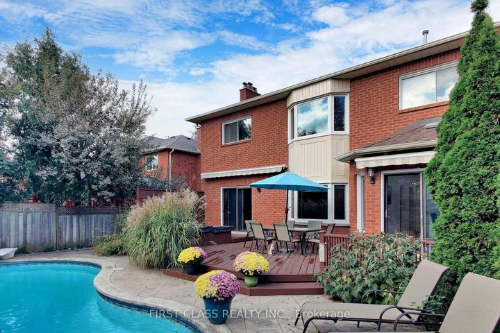 Photo 43 at 7 Kenpark Avenue, Snelgrove, Brampton