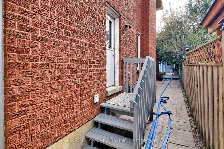 Photo 49 at 7 Kenpark Avenue, Snelgrove, Brampton