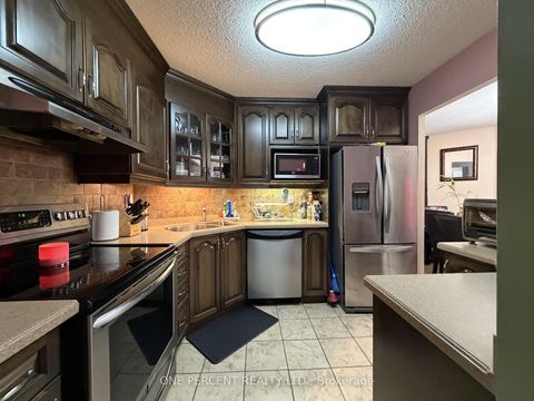 Photo 3 at 1408 - 41 Markbrook Lane, Jamestown, Toronto