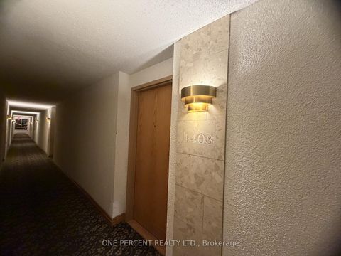 Photo 10 at 1408 - 41 Markbrook Lane, Jamestown, Toronto