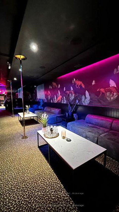 Photo 2 at 563 QUEEN Street W, University, Toronto