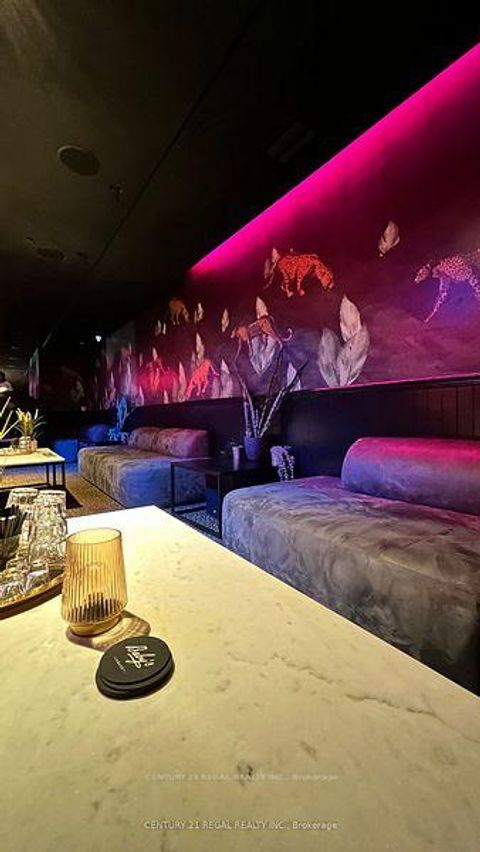 Photo 4 at 563 QUEEN Street W, University, Toronto