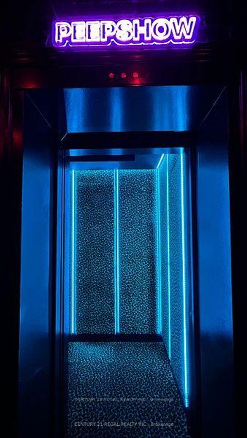 Photo 12 at 563 QUEEN Street W, University, Toronto