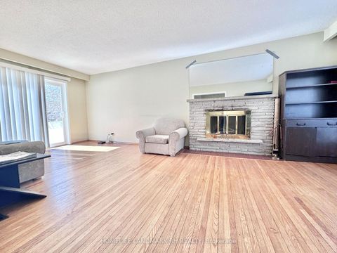 Photo 7 at 66 Corning Road, Don Valley Village, Toronto