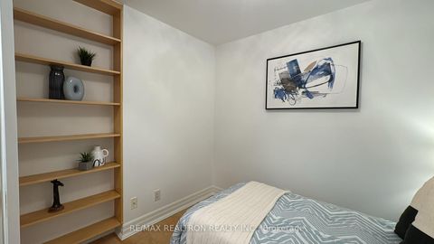 Photo 5 at 611 - 2020 McNicoll Avenue, Milliken, Toronto