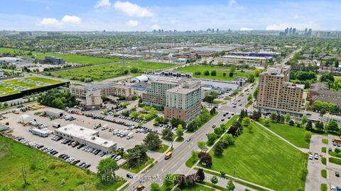 Photo 22 at 611 - 2020 McNicoll Avenue, Milliken, Toronto