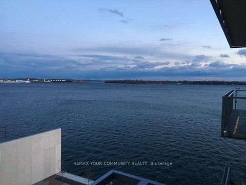 Photo 28 at 815 - 39 Queens Quay E, Waterfront Communities C8, Toronto