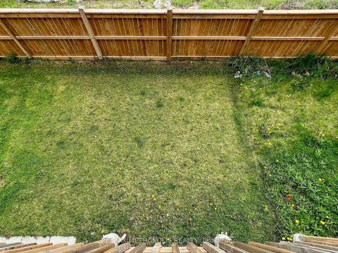 Photo 38 at 16 Hartney Drive, Rural Richmond Hill, Richmond Hill