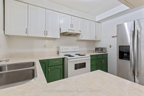 Photo 11 at 98 Willowridge Road, Richview, Toronto