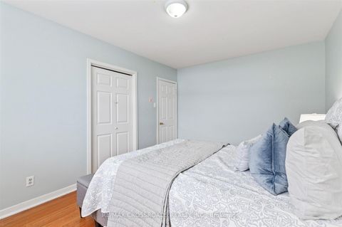 Photo 21 at 98 Willowridge Road, Richview, Toronto