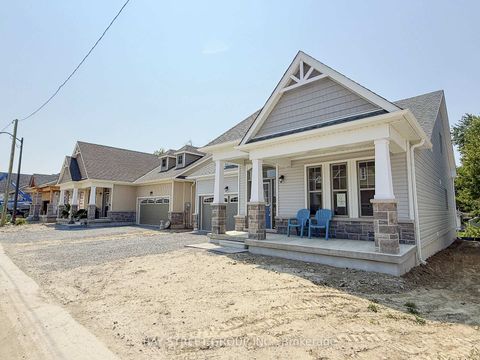 Photo 1 at 18 Shelson Place, Sutton & Jackson's Point, Georgina