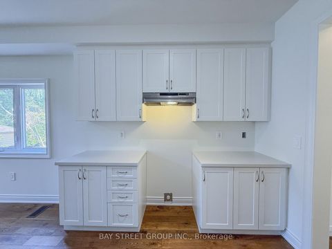 Photo 8 at 18 Shelson Place, Sutton & Jackson's Point, Georgina