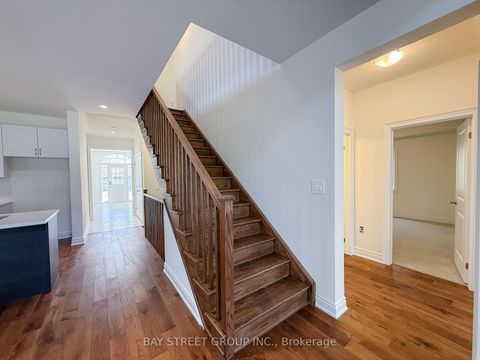 Photo 19 at 18 Shelson Place, Sutton & Jackson's Point, Georgina