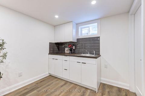 Photo 40 at 21 Nelson Avenue, Central, Ajax